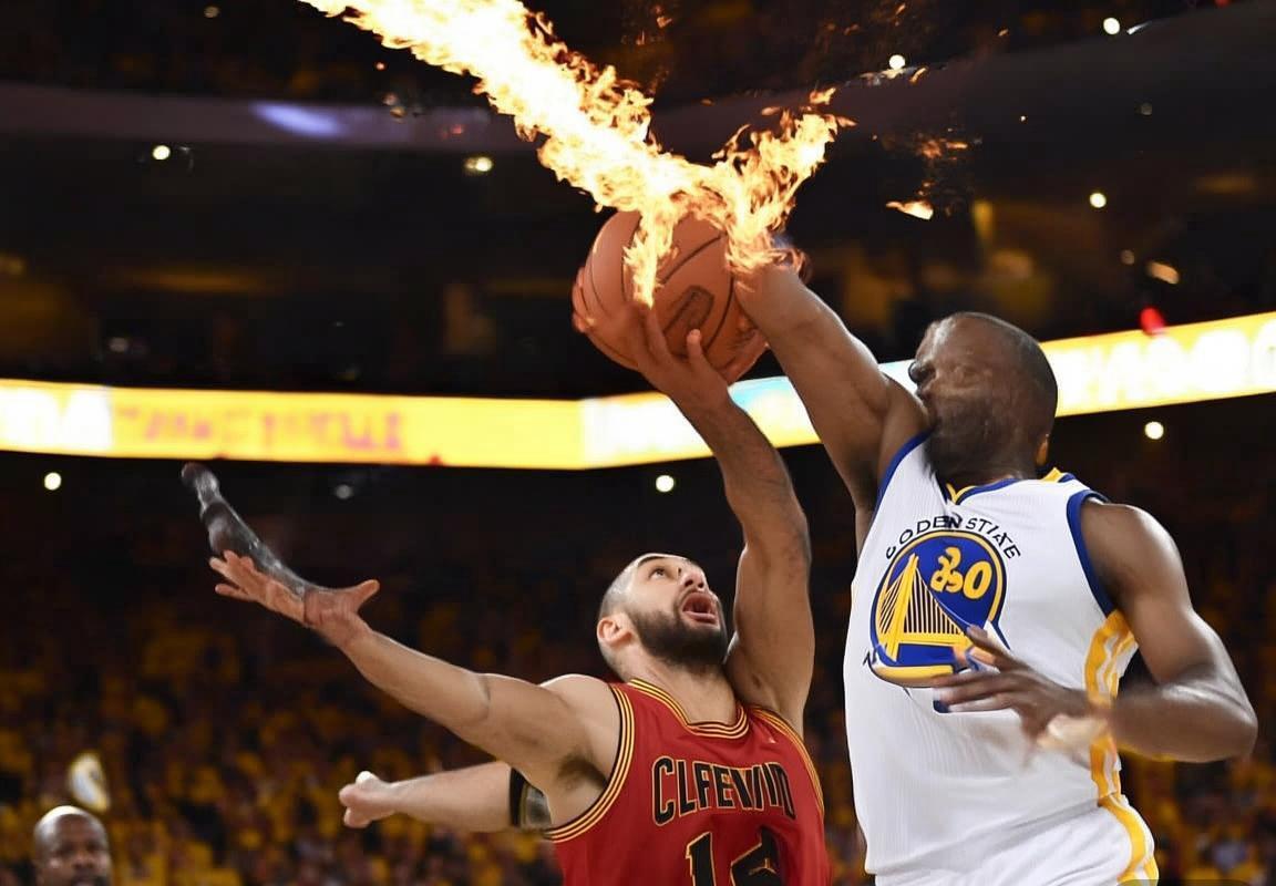 2018金州勇士VS克利夫兰骑士：库里詹姆斯巅峰对决回顾(图3)
